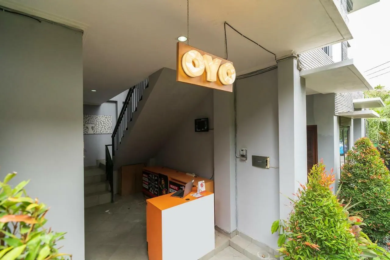 Oyo 1406 I Love Grass Hotel Denpasar